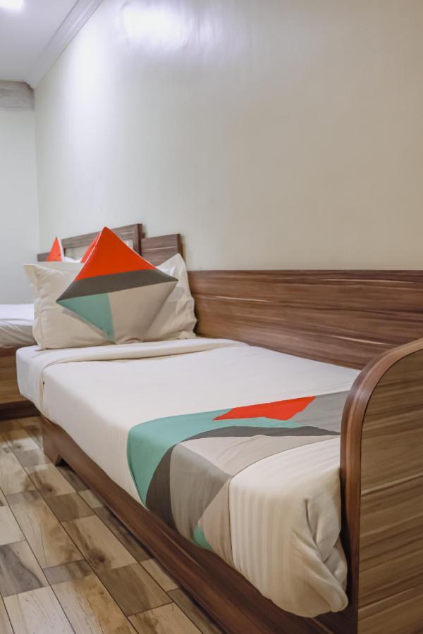 Hotel Mukesh Residency Пуне Екстер'єр фото