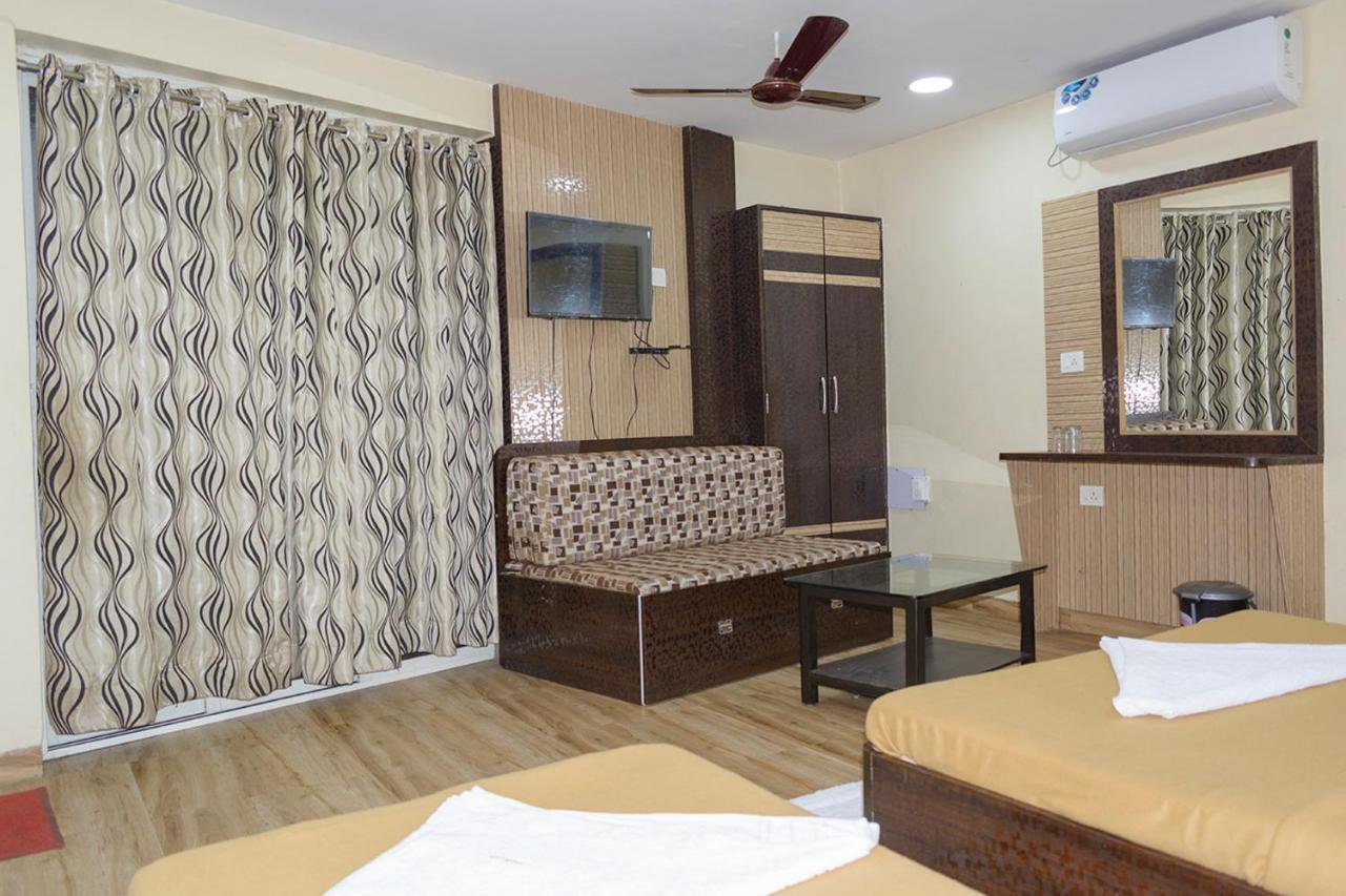 Hotel Mukesh Residency Пуне Екстер'єр фото