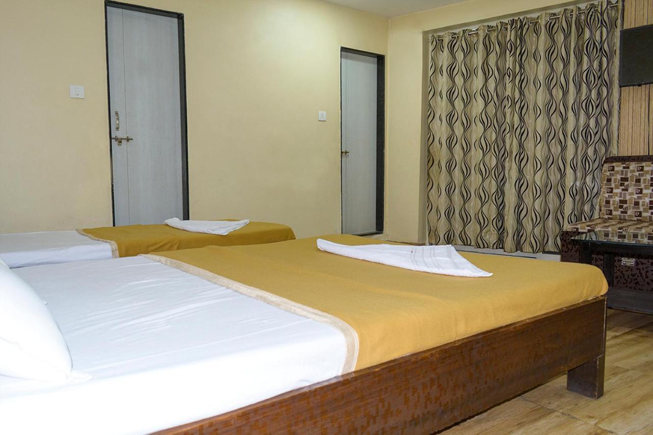 Hotel Mukesh Residency Пуне Екстер'єр фото