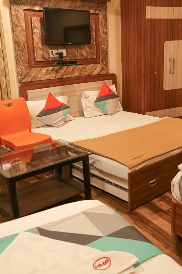 Hotel Mukesh Residency Пуне Екстер'єр фото