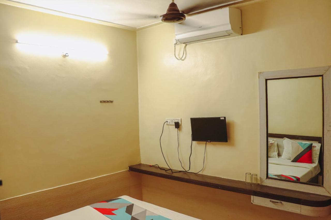 Hotel Mukesh Residency Пуне Екстер'єр фото
